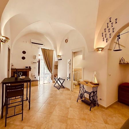 דירות Casa Cassiopea צ'לייה מספיקה מראה חיצוני תמונה